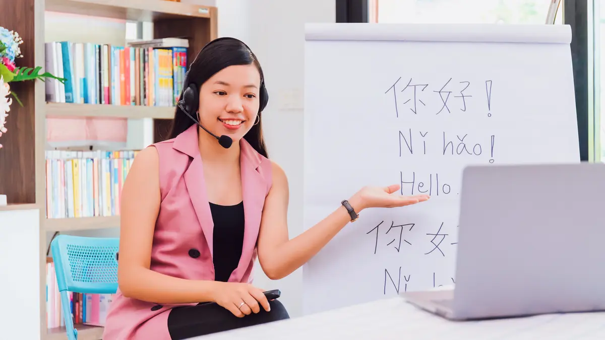 Apprenants suivant une formation en Chinois