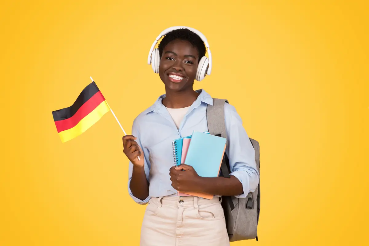 Étudiante révisant un cours d’allemand